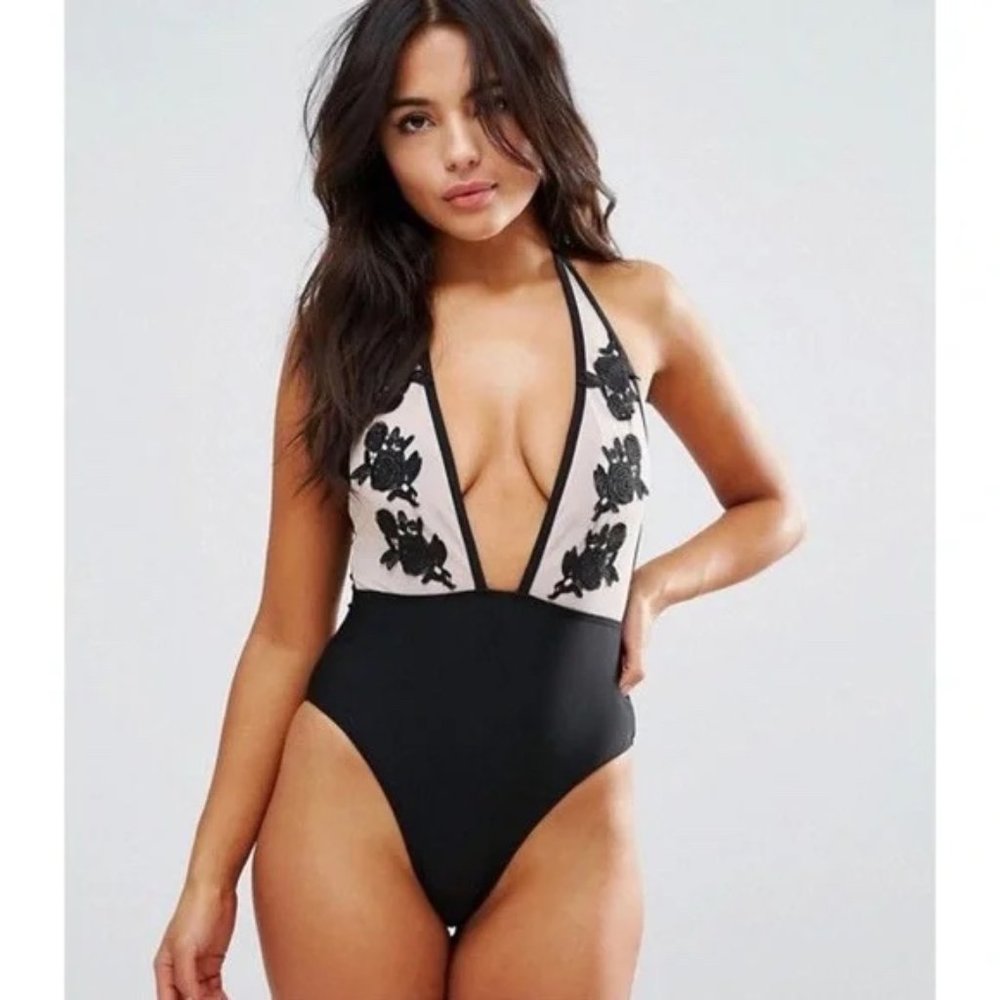 Black and White Floral Women Swim One Piece wolf & Whistle Pin up Medium